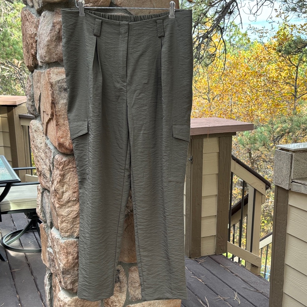 Chico's Size 10R Dark Olive Women's High Waist Cargo Pants Trousers Straight Leg